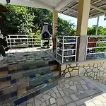 Family Svob With Pool Apartman Novi Vinodolski