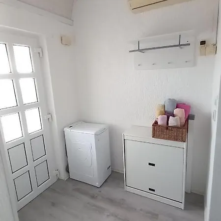 Family Svob With Pool Apartment