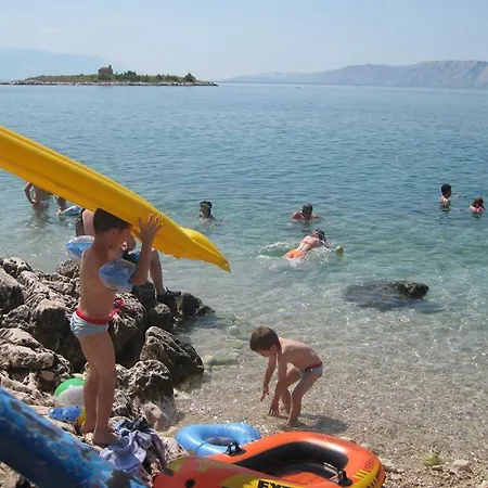 Family Svob With Pool Apartment Novi Vinodolski